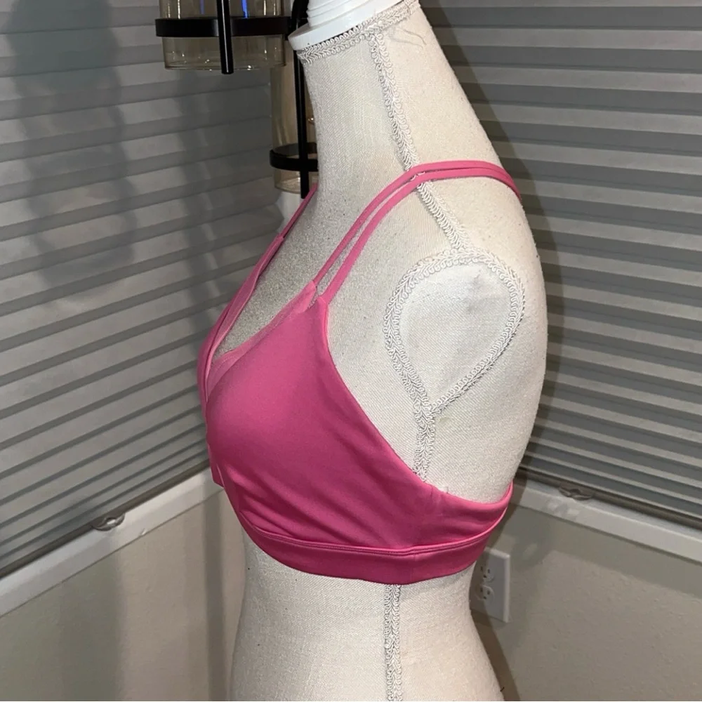 🆕ALO YOGA Airlift Layer Up Sports Bra